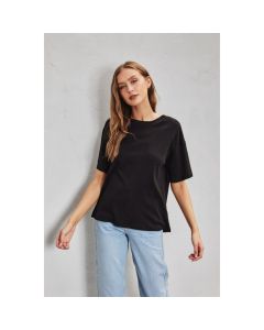 Women's Dress Forum Medium Weight Relaxed Classic Tee